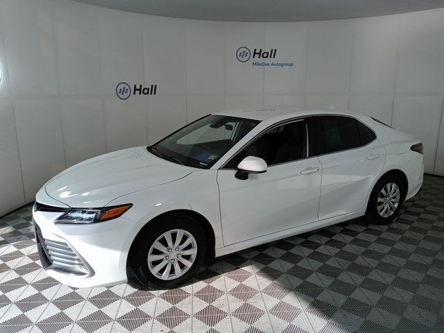 2023 Toyota Camry Hybrid LE