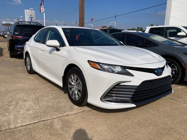 2023 Toyota Camry Hybrid LE