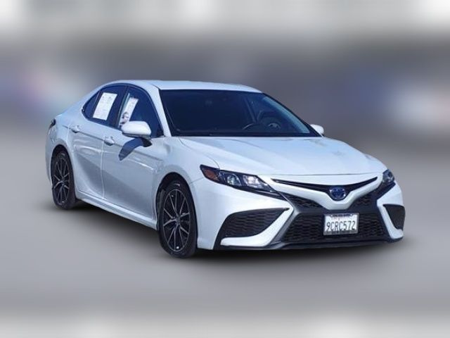 2023 Toyota Camry Hybrid SE