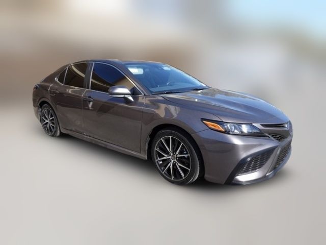 2023 Toyota Camry Hybrid SE