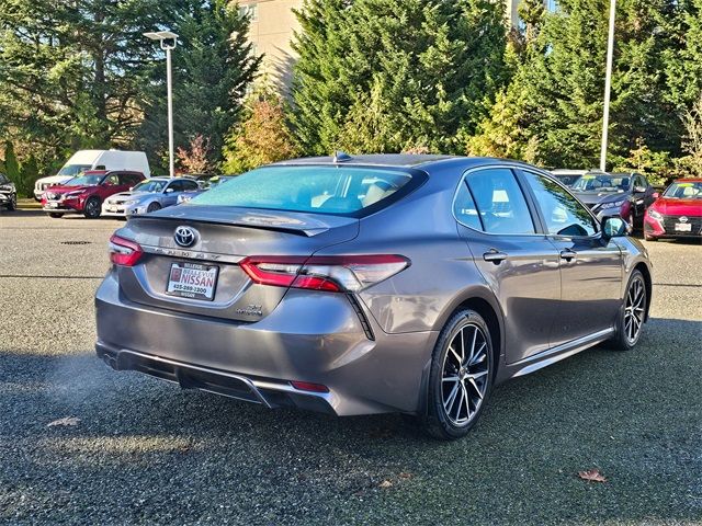 2023 Toyota Camry Hybrid SE