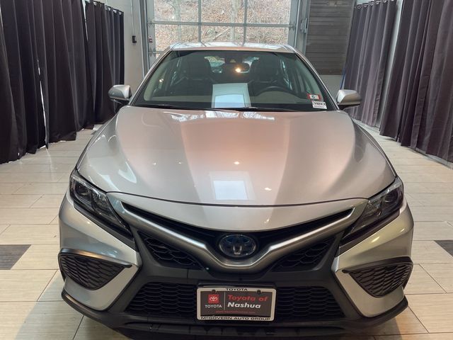 2023 Toyota Camry Hybrid SE