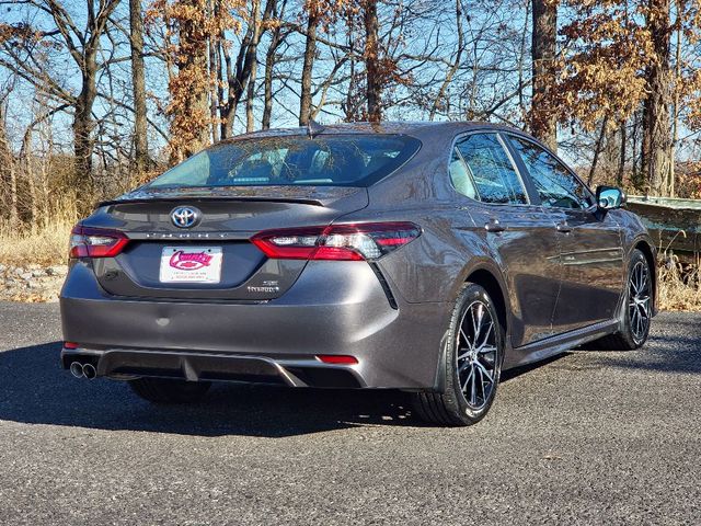 2023 Toyota Camry Hybrid SE