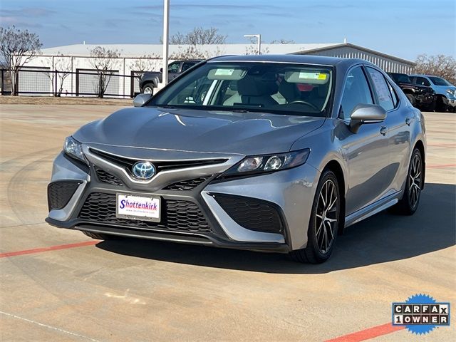 2023 Toyota Camry Hybrid SE