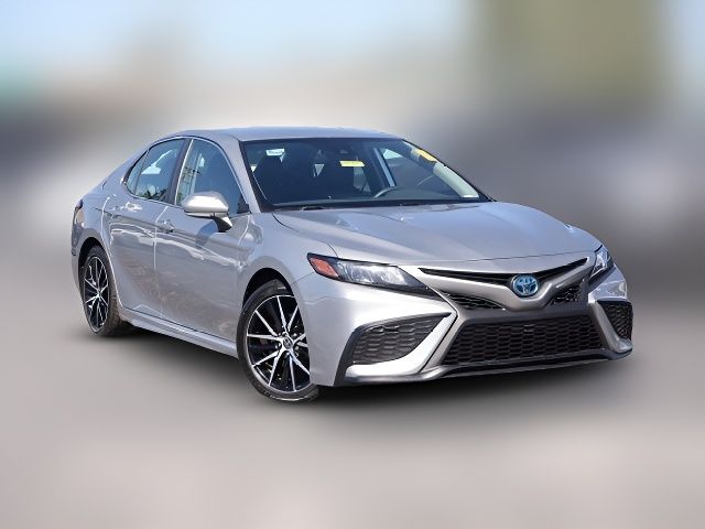 2023 Toyota Camry Hybrid SE