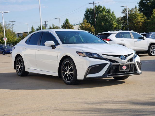 2023 Toyota Camry Hybrid SE