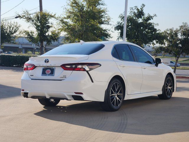 2023 Toyota Camry Hybrid SE