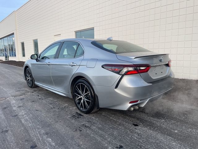 2023 Toyota Camry Hybrid SE