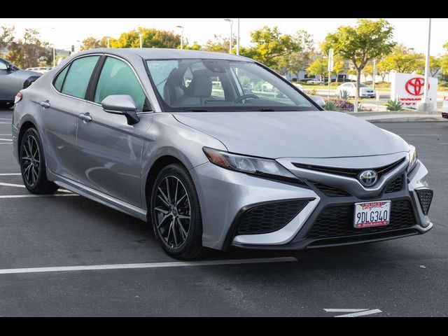 2023 Toyota Camry Hybrid SE