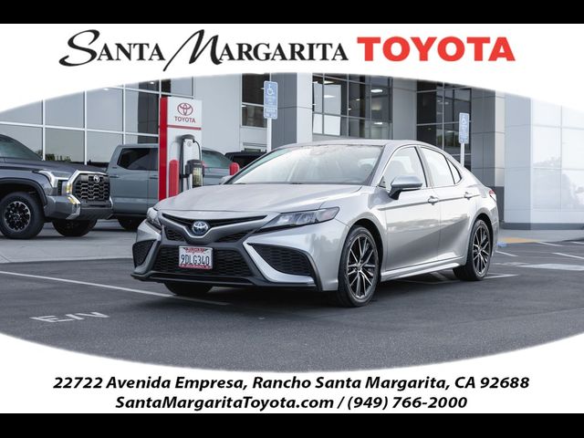 2023 Toyota Camry Hybrid SE