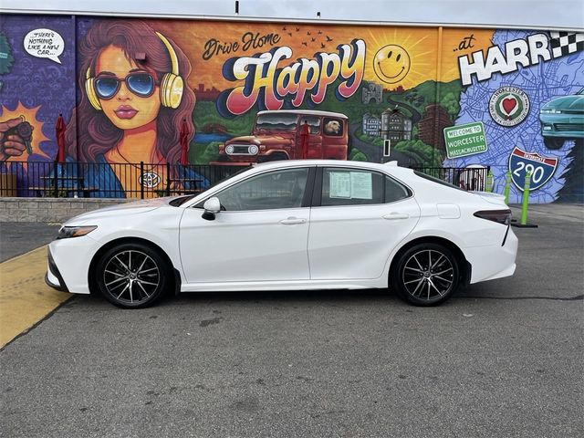 2023 Toyota Camry Hybrid SE