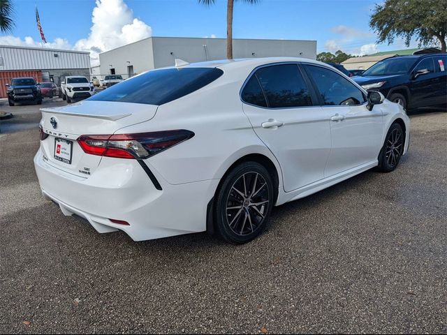 2023 Toyota Camry Hybrid SE