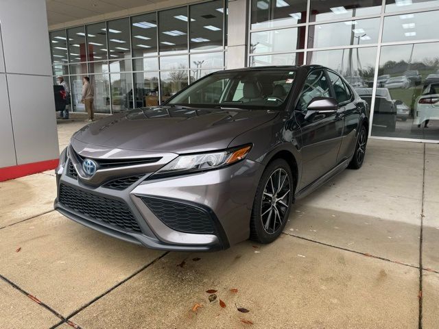 2023 Toyota Camry Hybrid SE