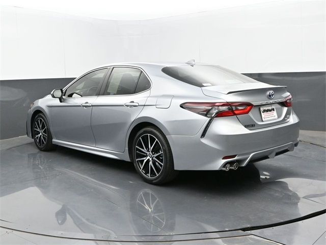 2023 Toyota Camry Hybrid SE