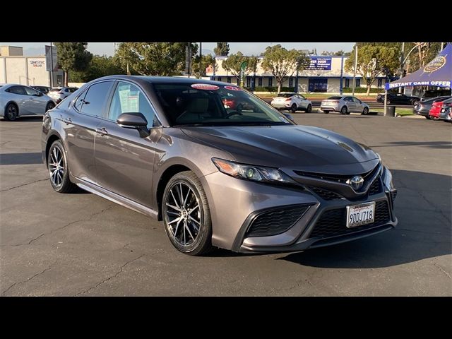 2023 Toyota Camry Hybrid SE