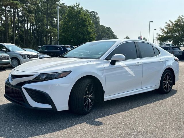 2023 Toyota Camry Hybrid SE