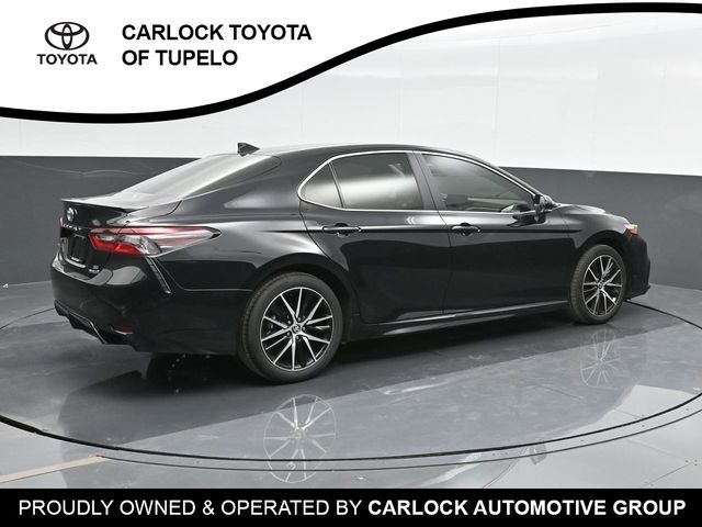 2023 Toyota Camry Hybrid SE