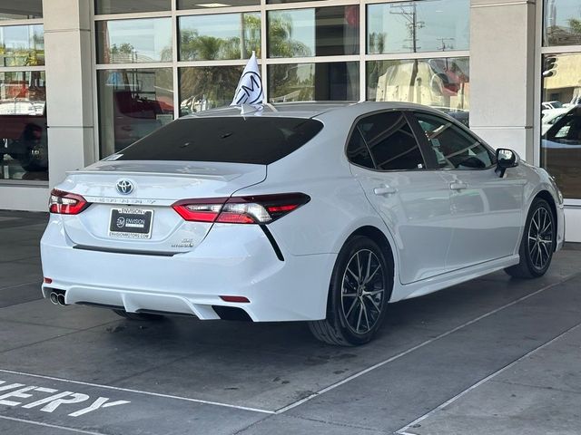 2023 Toyota Camry Hybrid SE