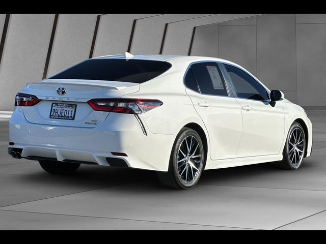 2023 Toyota Camry Hybrid SE