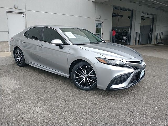 2023 Toyota Camry Hybrid SE