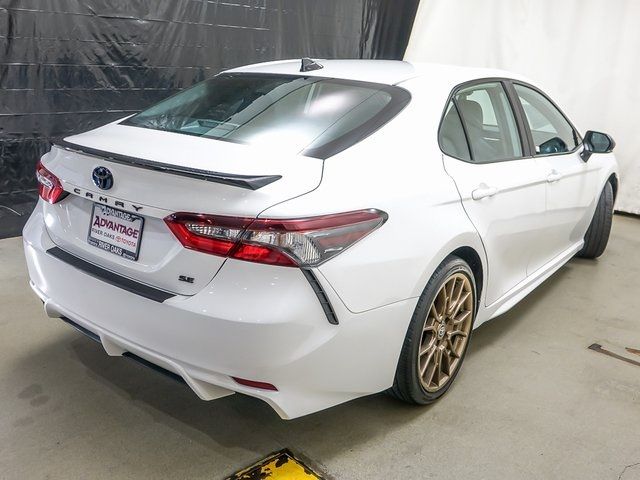 2023 Toyota Camry Hybrid SE Nightshade