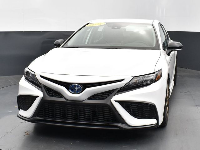 2023 Toyota Camry Hybrid SE Nightshade