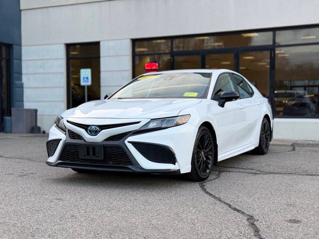 2023 Toyota Camry Hybrid SE Nightshade