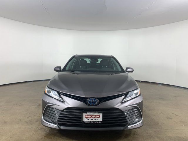 2023 Toyota Camry Hybrid XLE