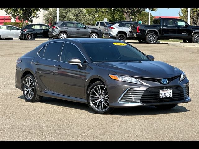 2023 Toyota Camry Hybrid XLE