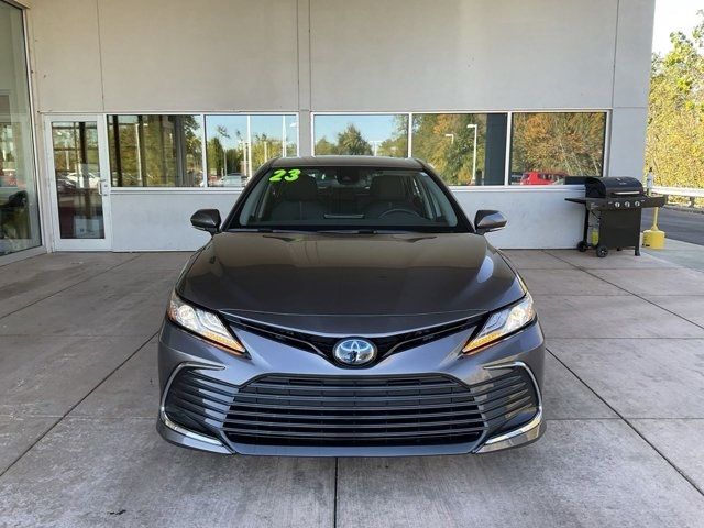 2023 Toyota Camry Hybrid XLE