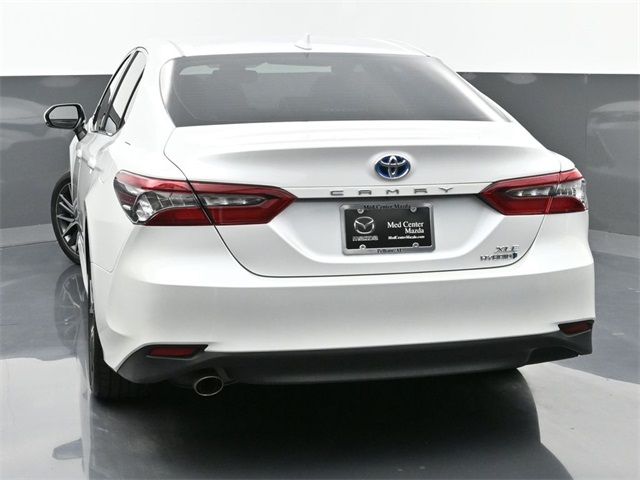 2023 Toyota Camry Hybrid XLE