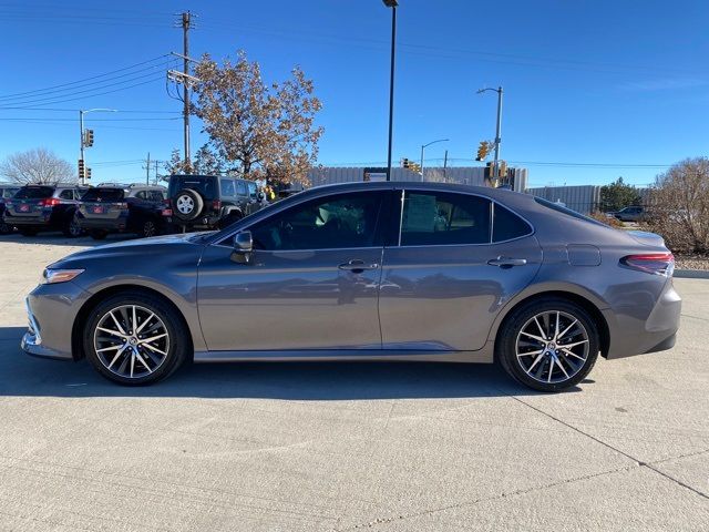 2023 Toyota Camry Hybrid XLE