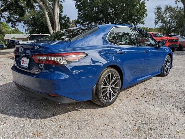 2023 Toyota Camry Hybrid XLE