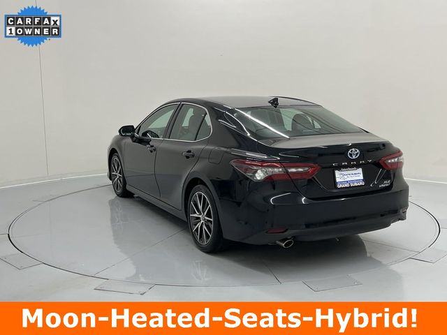 2023 Toyota Camry Hybrid XLE