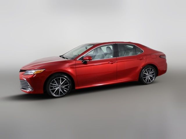 2023 Toyota Camry Hybrid XLE