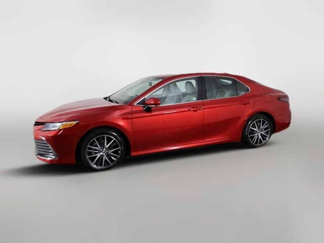 2023 Toyota Camry Hybrid XLE