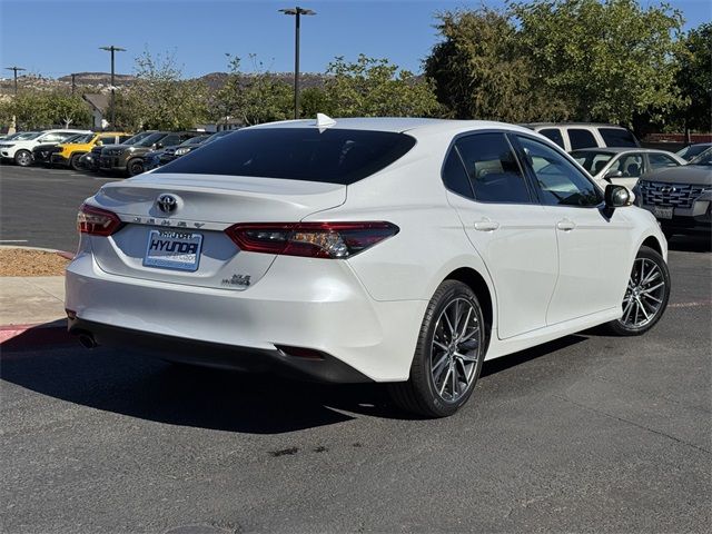 2023 Toyota Camry Hybrid XLE