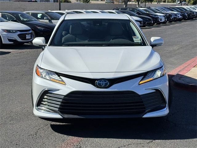 2023 Toyota Camry Hybrid XLE