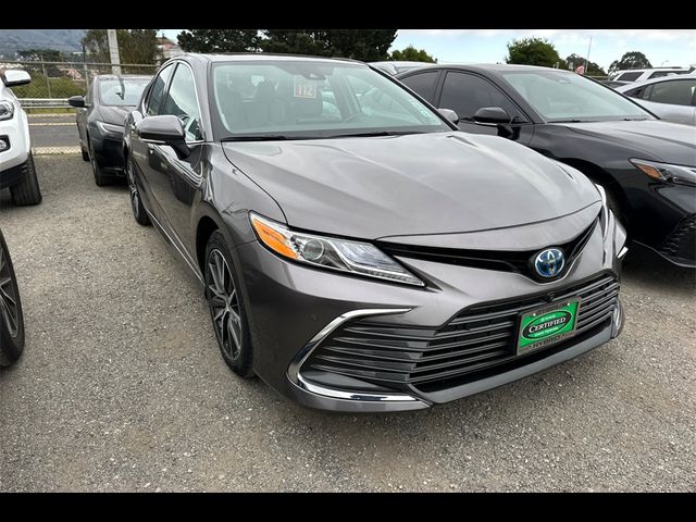 2023 Toyota Camry Hybrid XLE