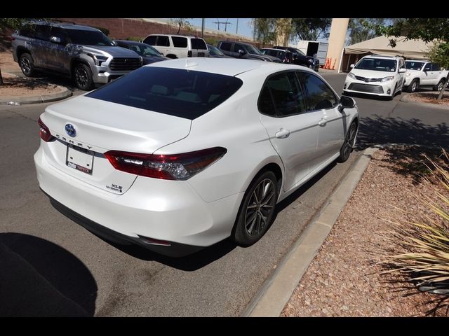 2023 Toyota Camry Hybrid XLE