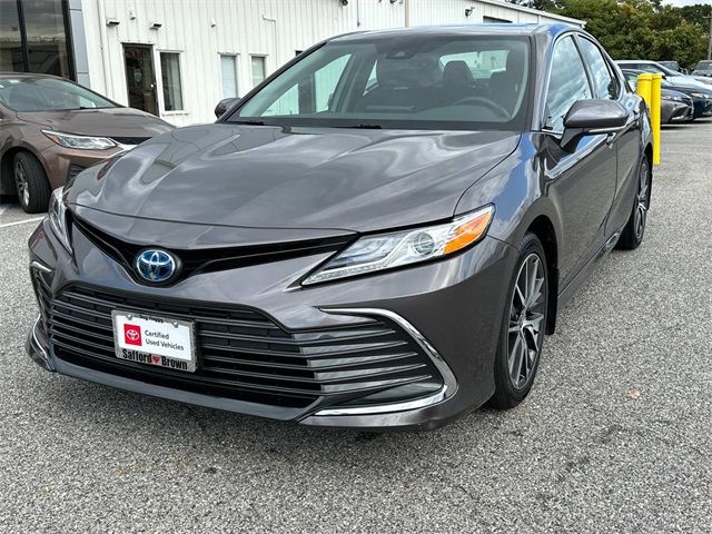 2023 Toyota Camry Hybrid XLE