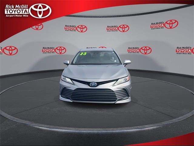 2023 Toyota Camry Hybrid XLE