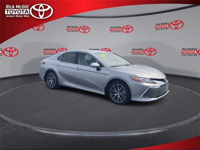 2023 Toyota Camry Hybrid XLE