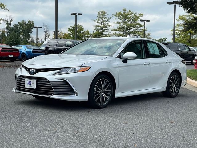 2023 Toyota Camry Hybrid XLE