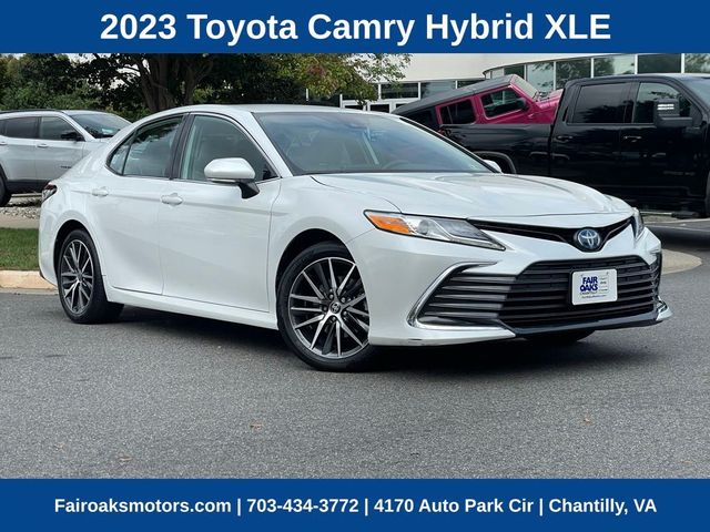 2023 Toyota Camry Hybrid XLE