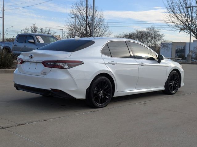 2023 Toyota Camry Hybrid XLE