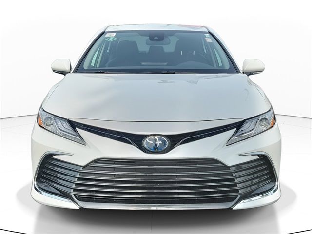 2023 Toyota Camry Hybrid XLE