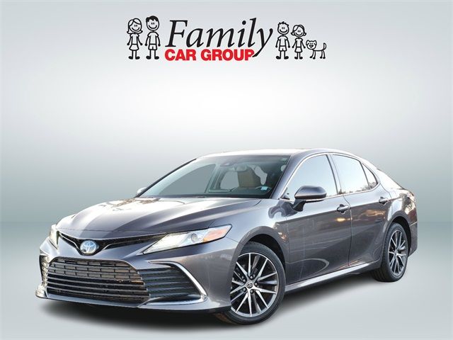 2023 Toyota Camry Hybrid XLE