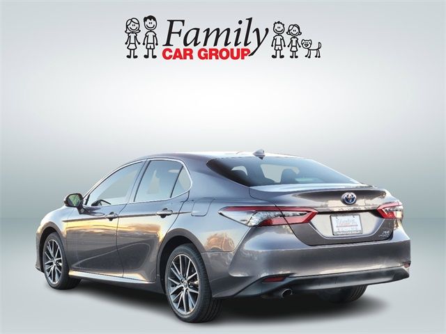 2023 Toyota Camry Hybrid XLE