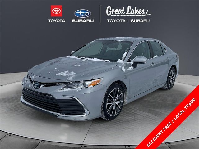 2023 Toyota Camry Hybrid XLE